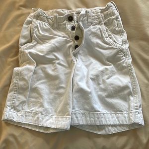 Abercrombie boys white shorts